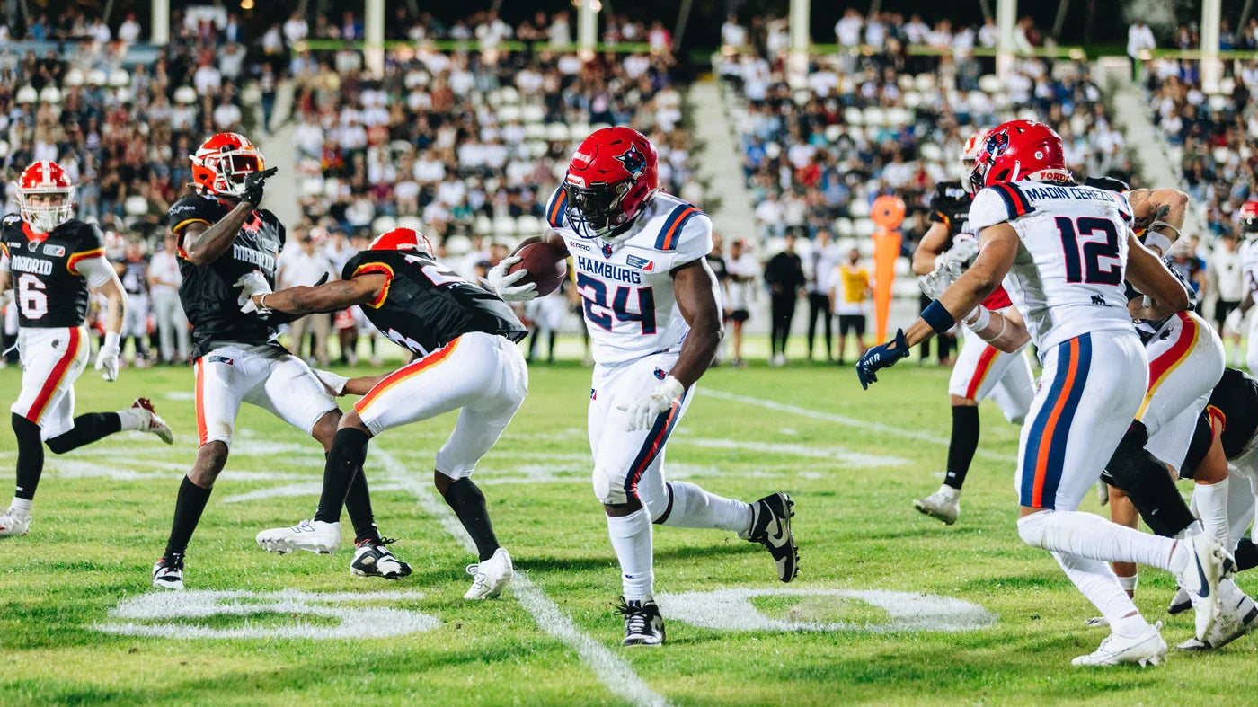 Image of Two failed kicks: Bitter end for Sea Devils - Florian Puth