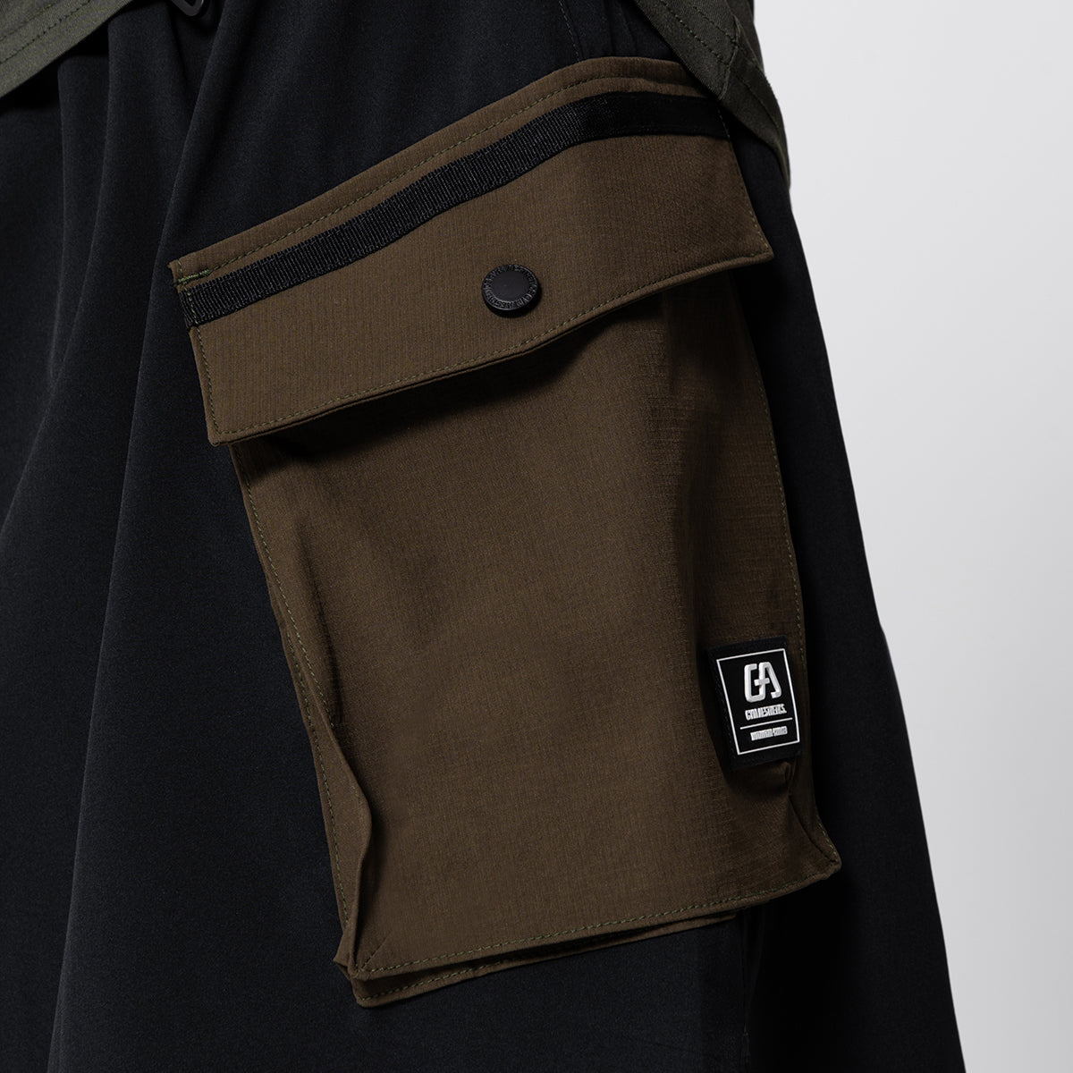 Image of Activewear 2in1 Farblock Cargorock für Damen