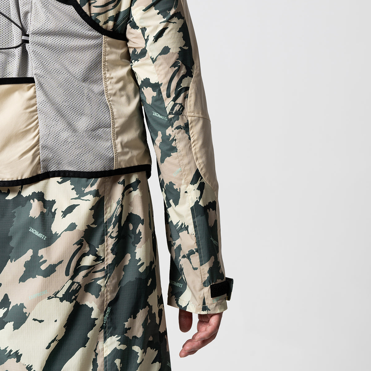 Image of 2in1 Functional Trendy Jacket for Unisex