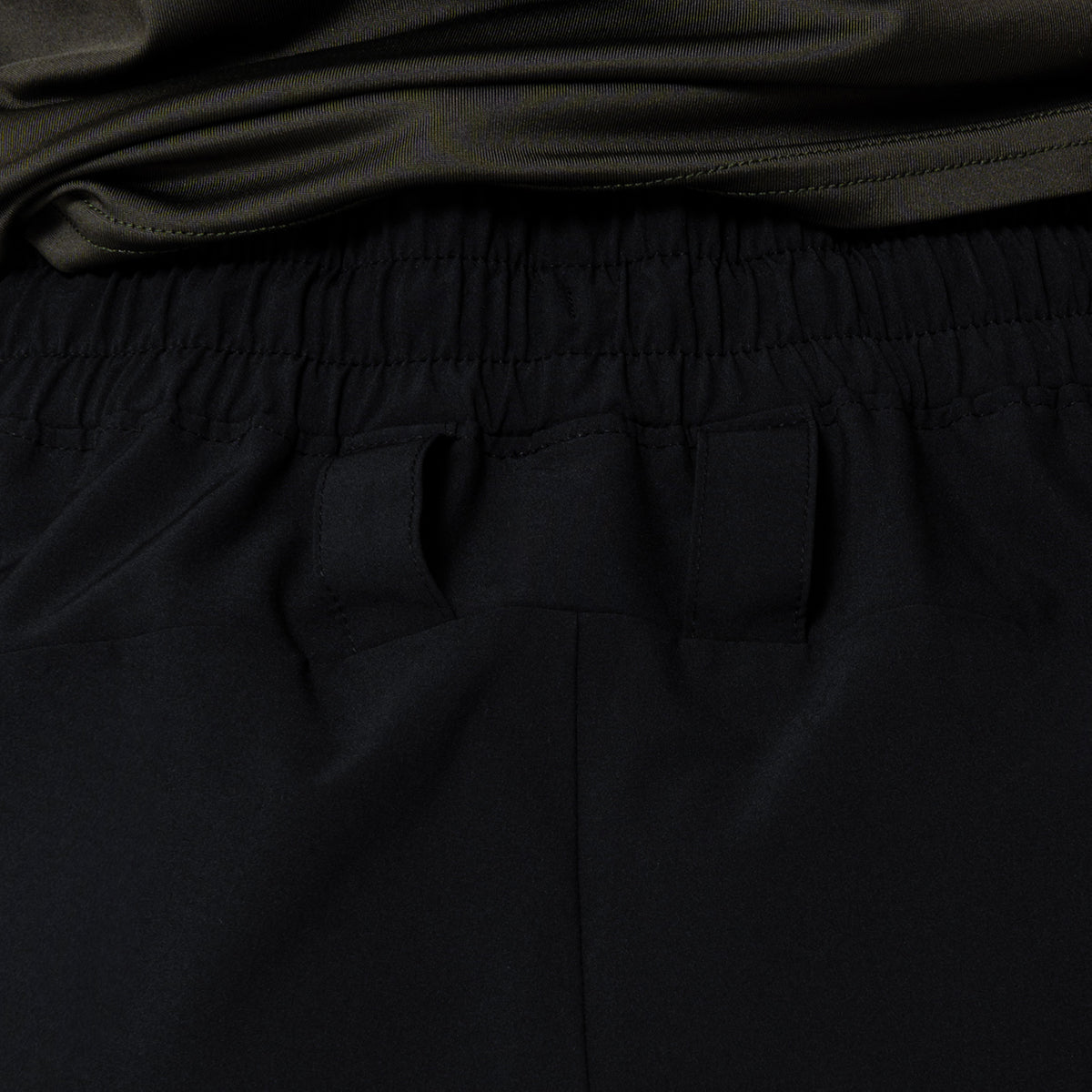 Image of Activewear kurze Laufhose für Damen