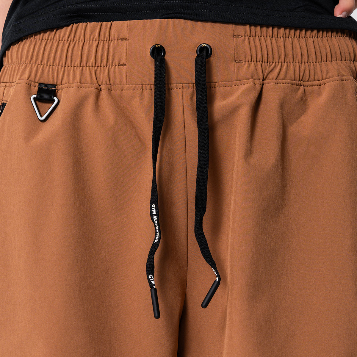 Image of Activewear kurze Laufhose für Damen