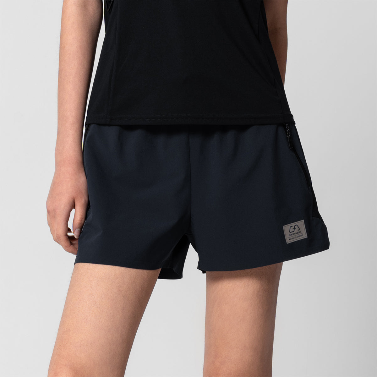Image of Activewear kurze Laufhose für Damen
