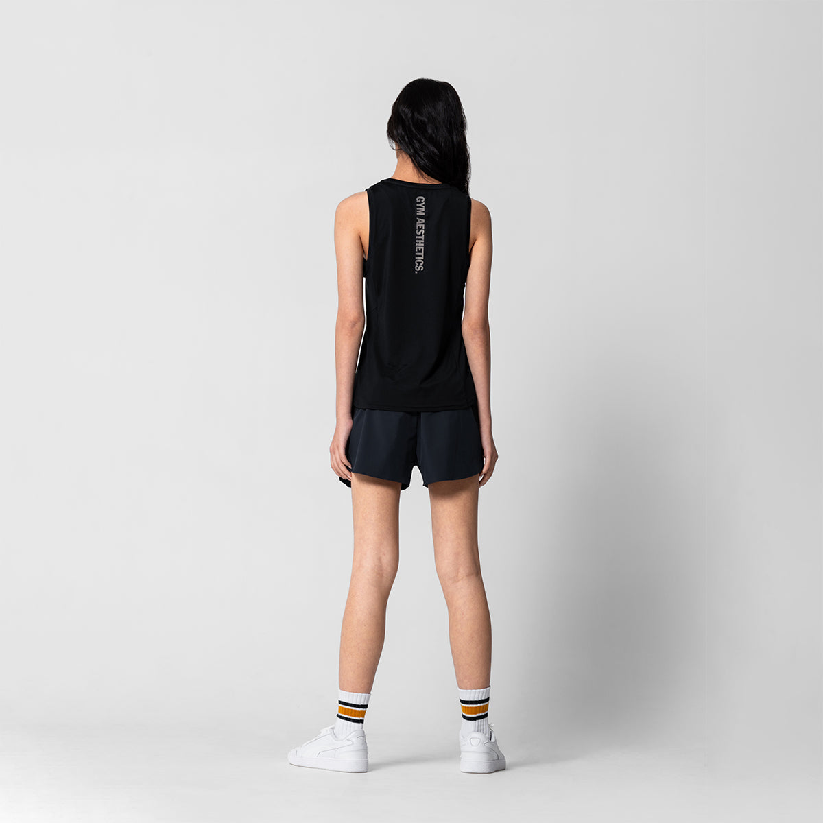 Image of Activewear kurze Laufhose für Damen