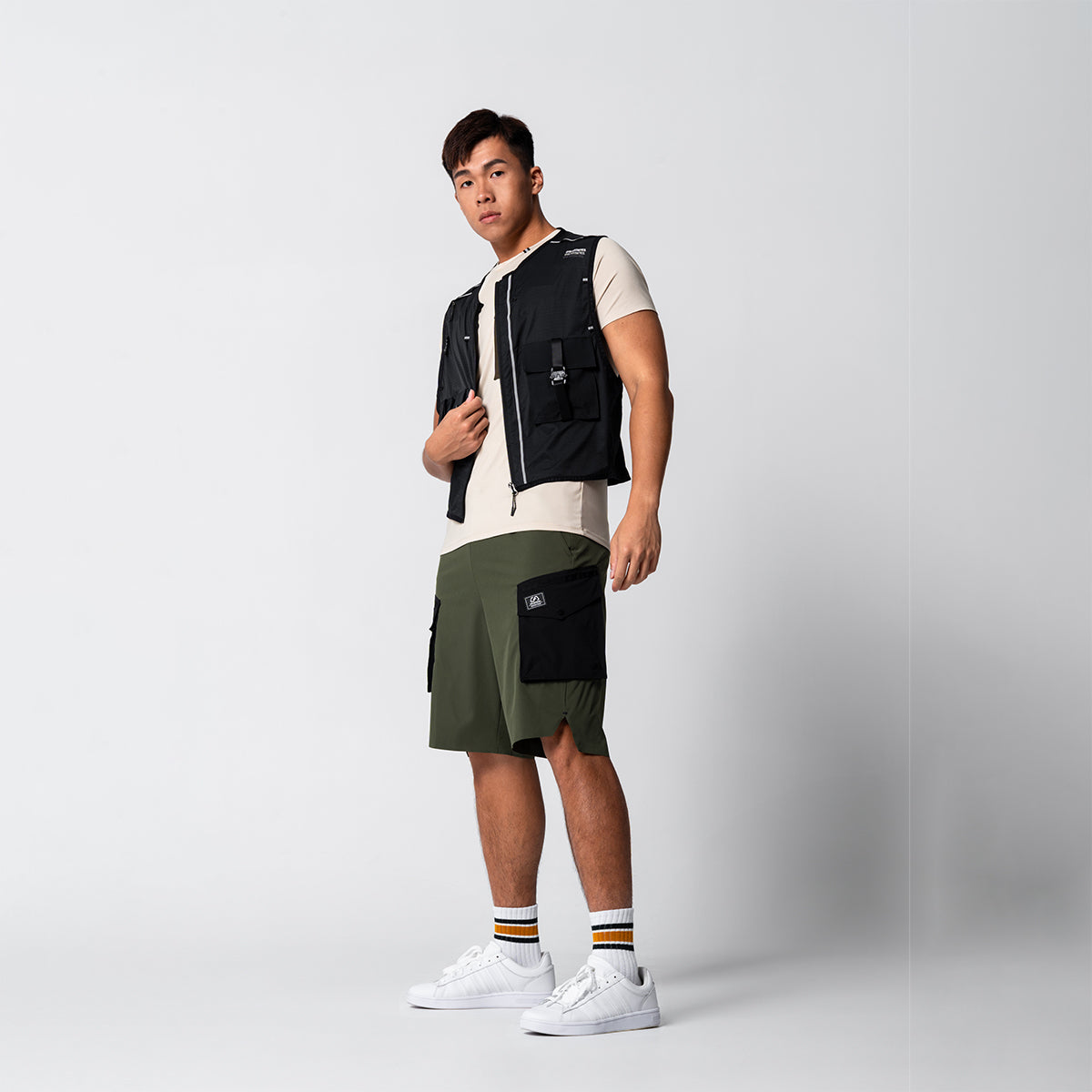 Image of Farbblockierung Funktional 9 inch Sporthosen für Herren