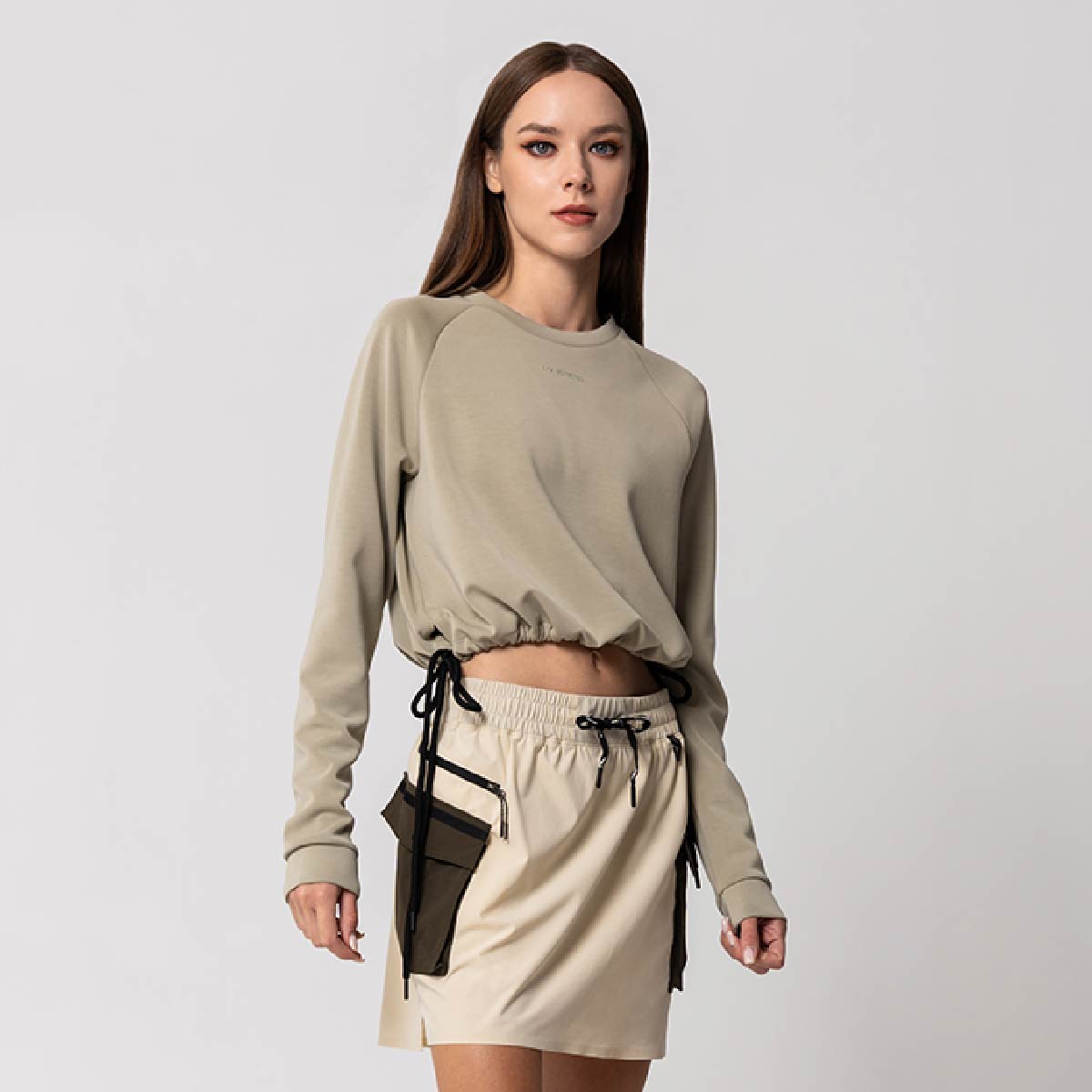 Image of Cropped Everyday Wears Sweatshirt for Women