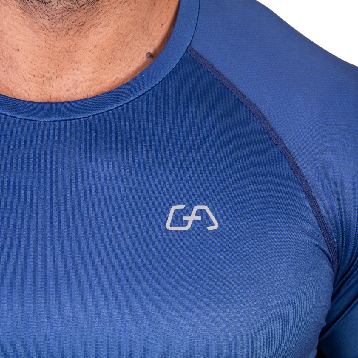 Image of Essential gradient crew neck Sport Shirt for Men