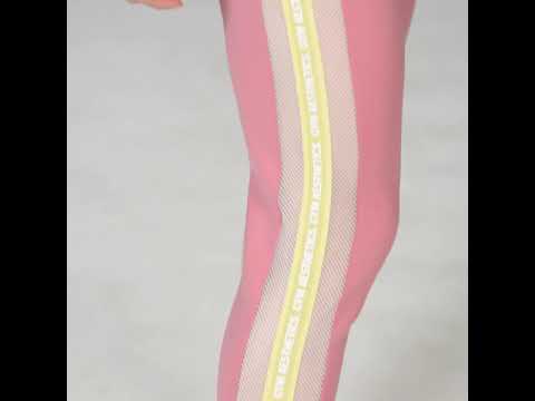 Image of Freizeit mächtiges Tech-Gewebe Jogginghosen für Damen