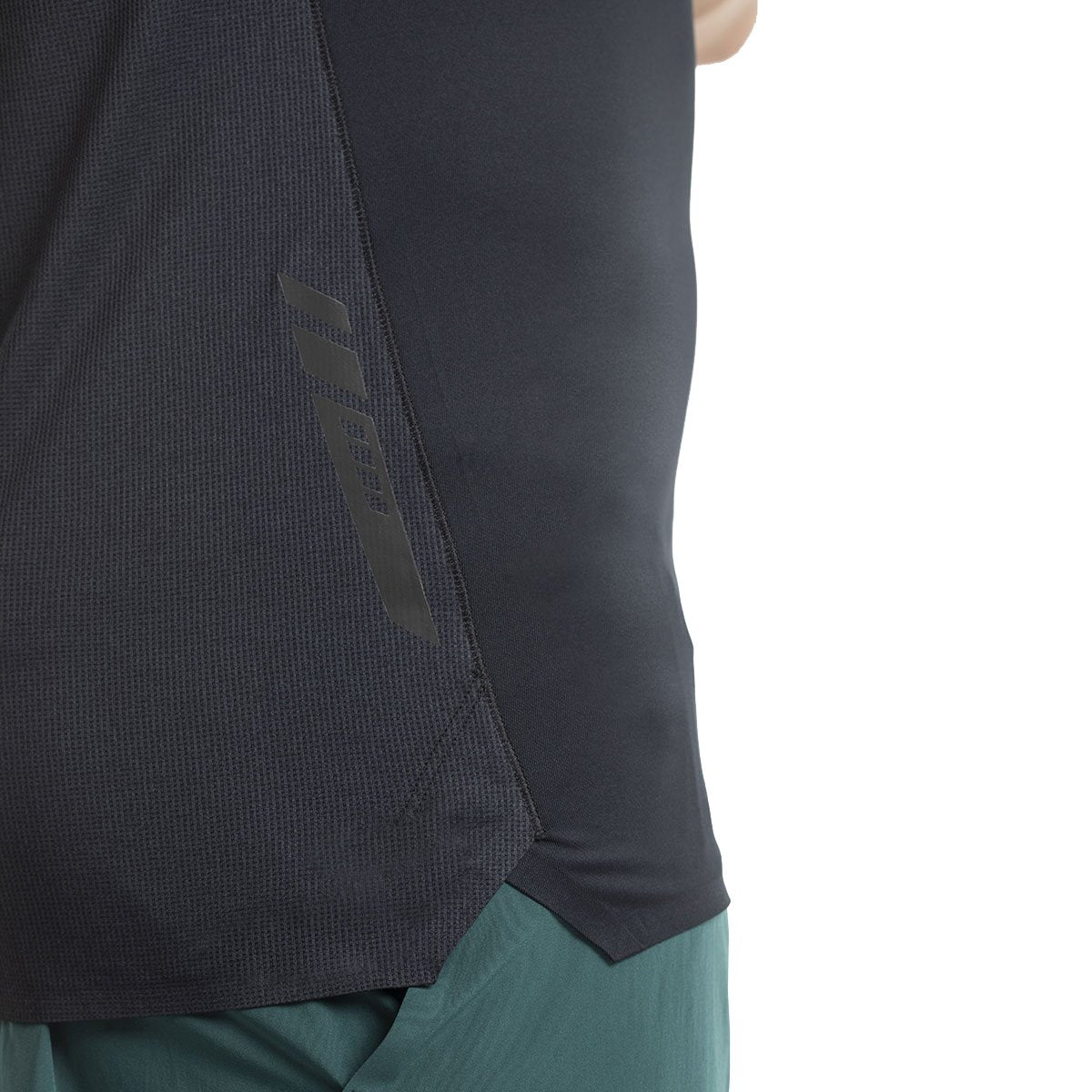 Image of V-Neck Raglan Functional Shirt Intensity for Men